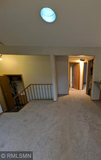 1517 N Innsbruck Drive, Fridley, MN 55432