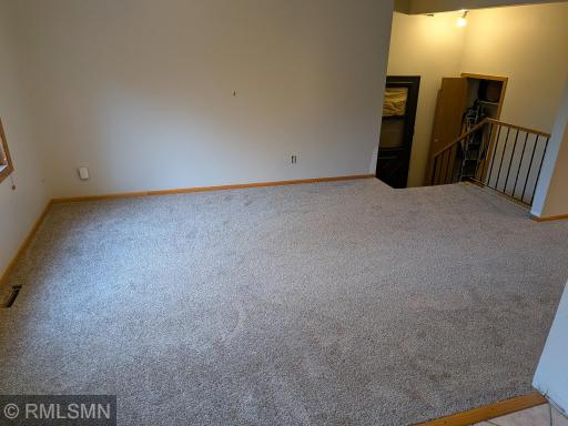 1517 N Innsbruck Drive, Fridley, MN 55432