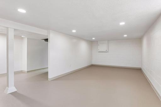 Basement bonus, family, art space, or exercise room