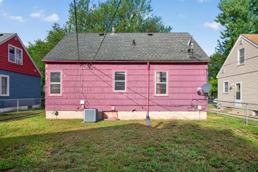 5242 James Avenue N, Minneapolis, MN 55430
