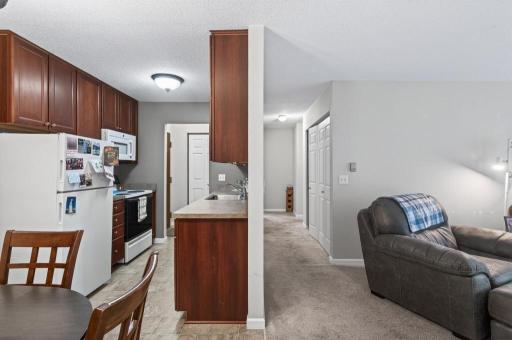 181 Little Canada Road E, 334, Little Canada, MN 55117