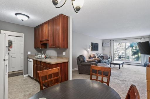 181 Little Canada Road E, 334, Little Canada, MN 55117