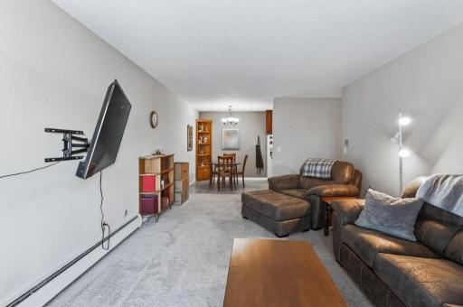 181 Little Canada Road E, 334, Little Canada, MN 55117