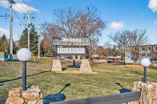 181 Little Canada Road E, 334, Little Canada, MN 55117