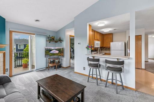 15546 Float Lane, 103, Apple Valley, MN 55124