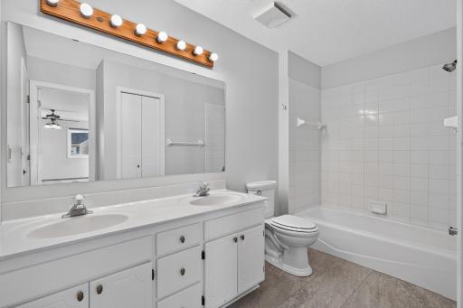 12779 82nd Place N, Maple Grove, MN 55369