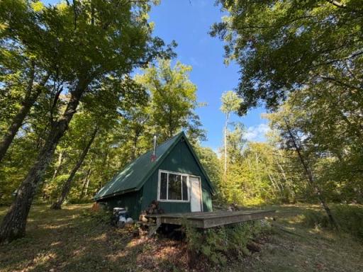 28416 Hardwood Lane E, Brook Park, MN 55007