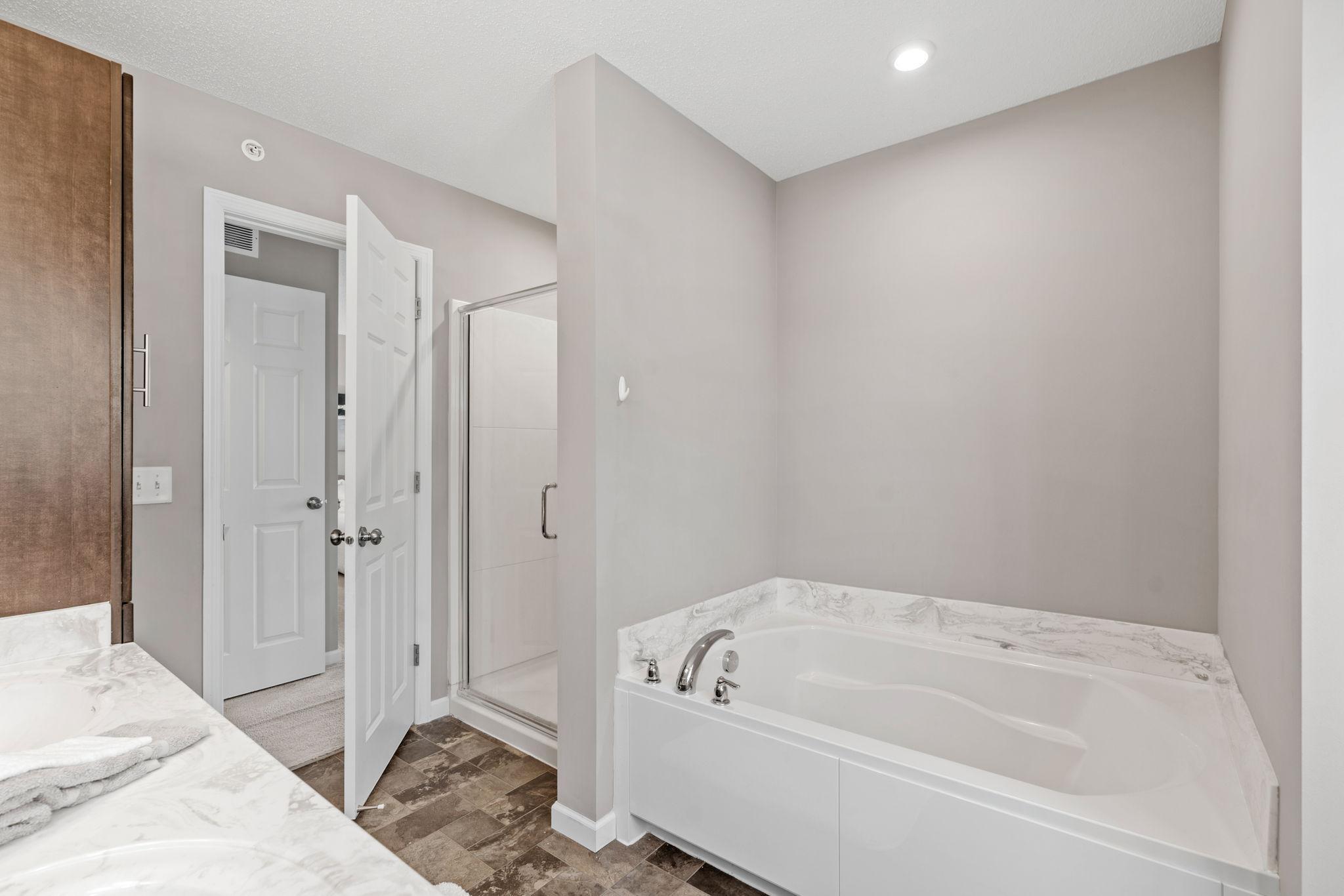 Reverse view shows you the shower and the tub