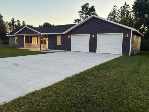 722 Dandrew Lane, Detroit Lakes, MN 56501