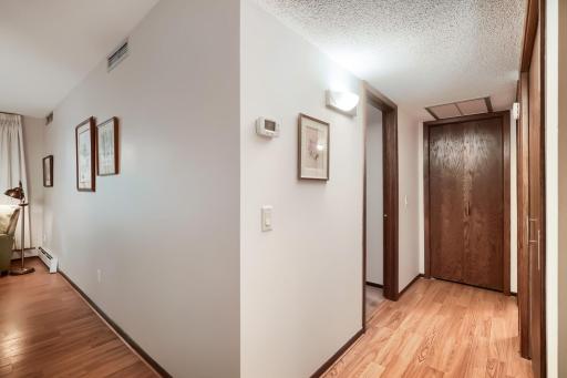 8441 Irwin Road, 106, Bloomington, MN 55437