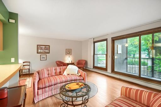 8441 Irwin Road, 106, Bloomington, MN 55437