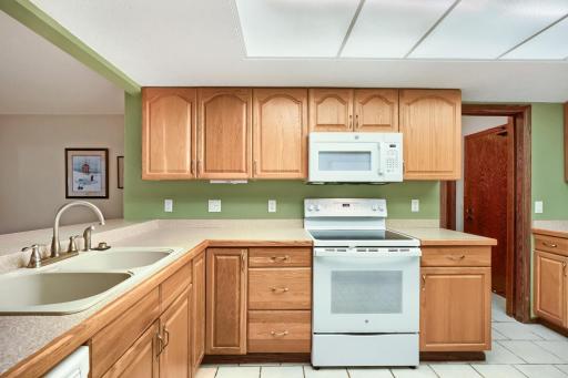 8441 Irwin Road, 106, Bloomington, MN 55437