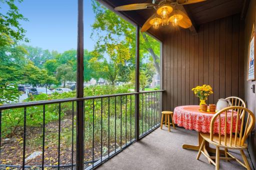 8441 Irwin Road, 106, Bloomington, MN 55437