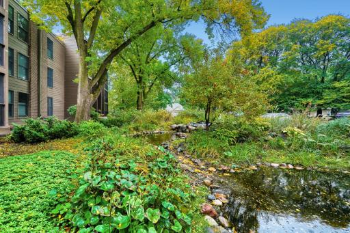 8441 Irwin Road, 106, Bloomington, MN 55437