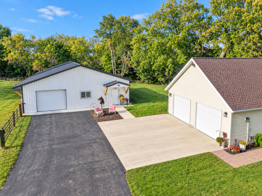 Garage & shed