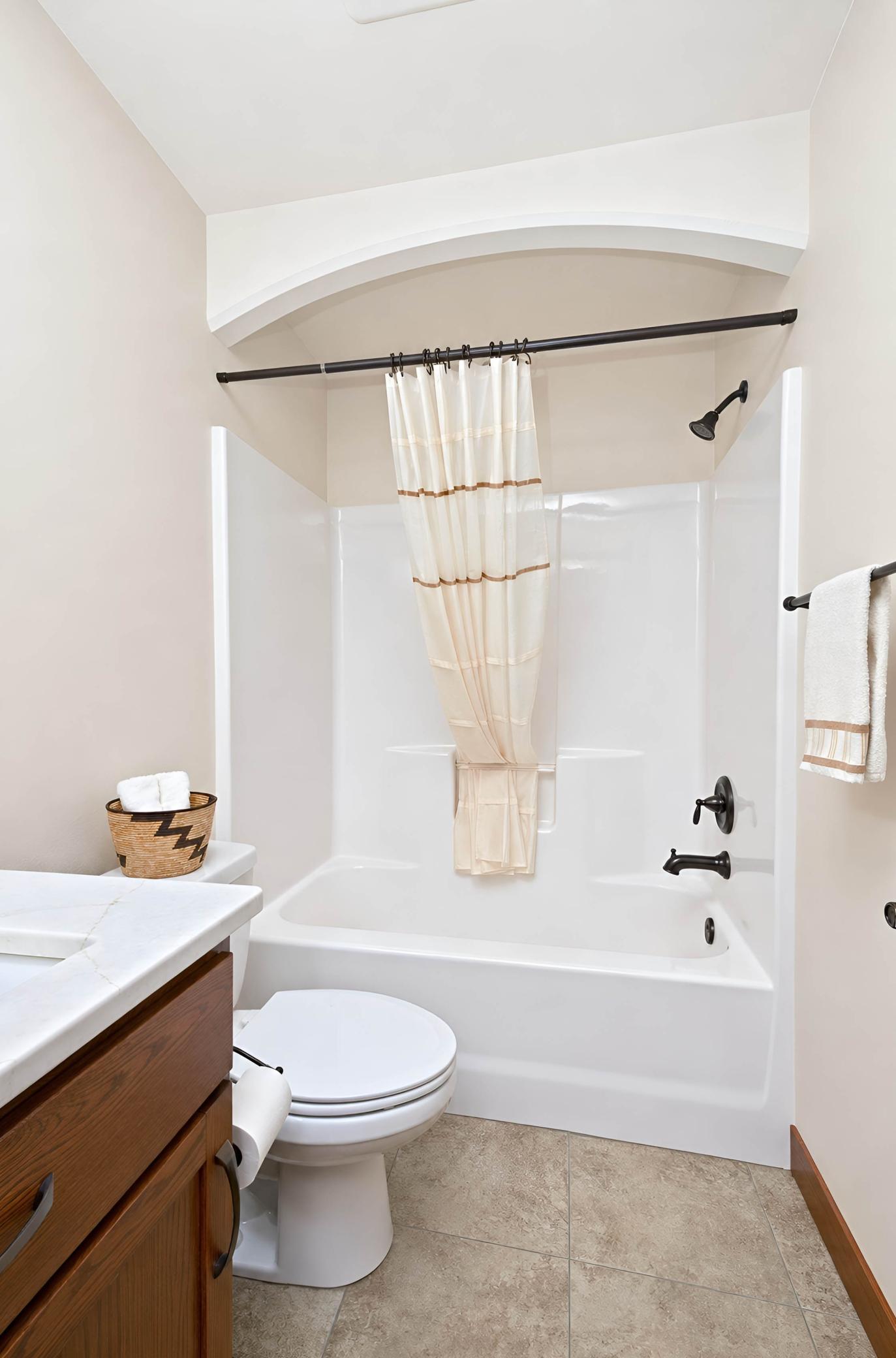 Main floor bath