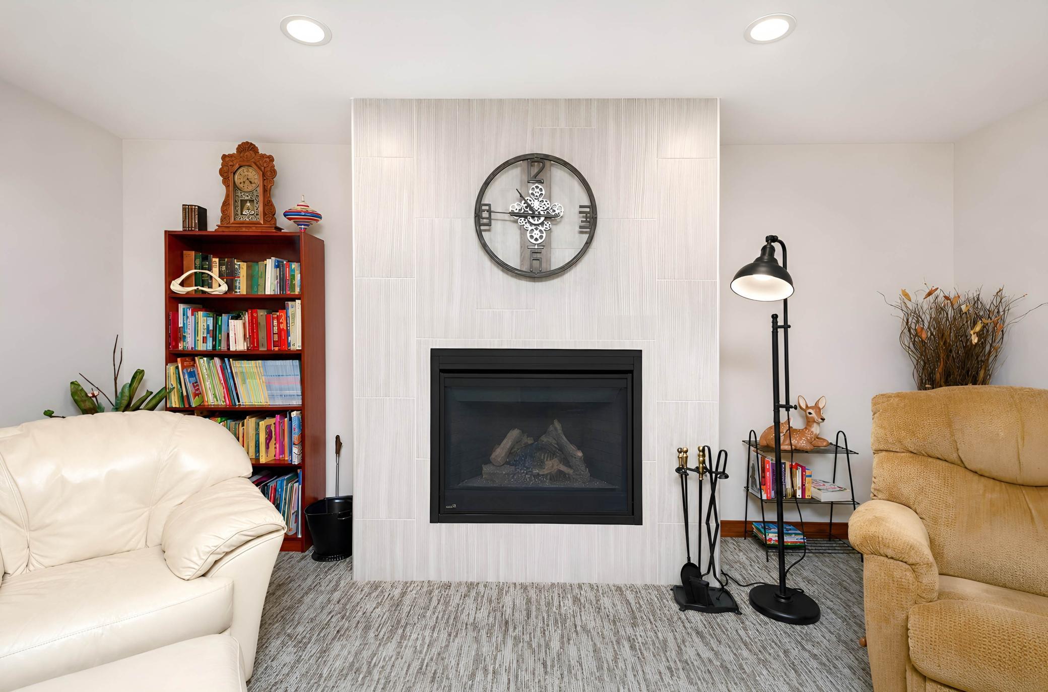 Gas fireplace