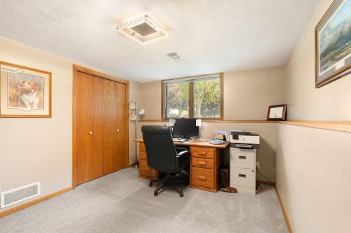 210 Hilltop Avenue, Owatonna, MN 55060