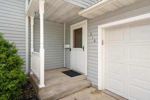 210 Hilltop Avenue, Owatonna, MN 55060