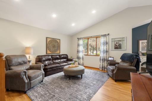 210 Hilltop Avenue, Owatonna, MN 55060