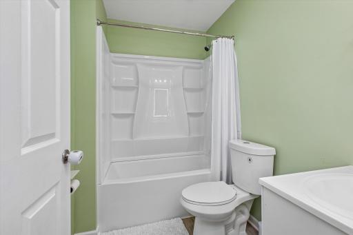 Lower-level full bath