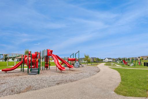 Grassmann Park at your backdoor