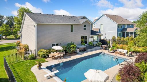 2901 Fairway Drive, Chaska, MN 55318