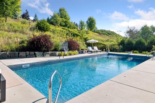 2901 Fairway Drive, Chaska, MN 55318
