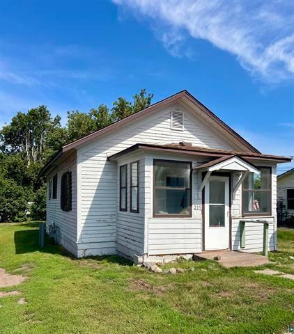Property photo for 215 Walnut Avenue, Carlton, MN 55718