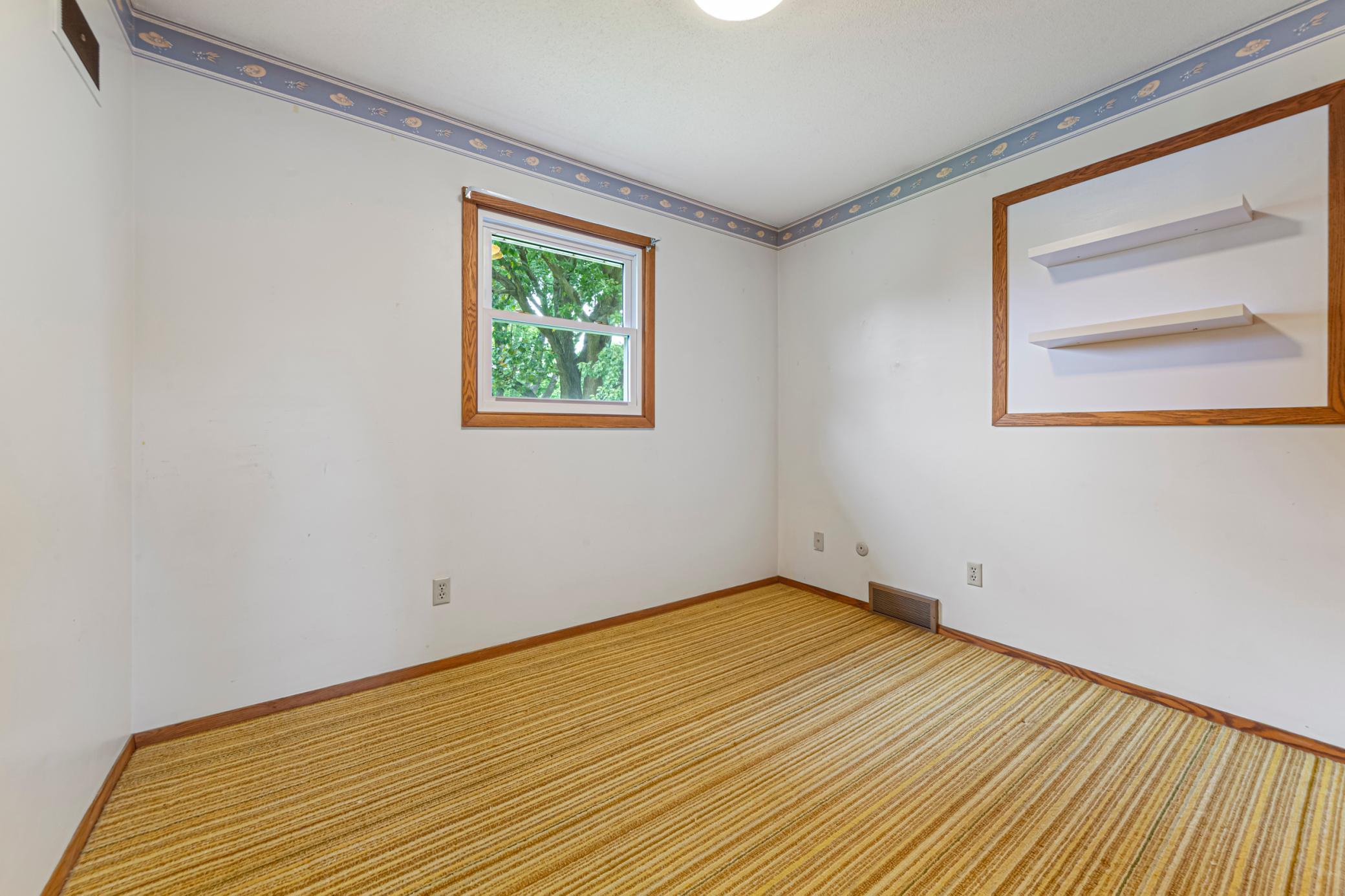 Bedroom 3 Detail