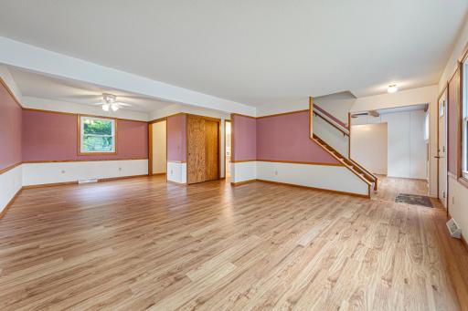 1100 Mitchell Drive, Faribault, MN 55021