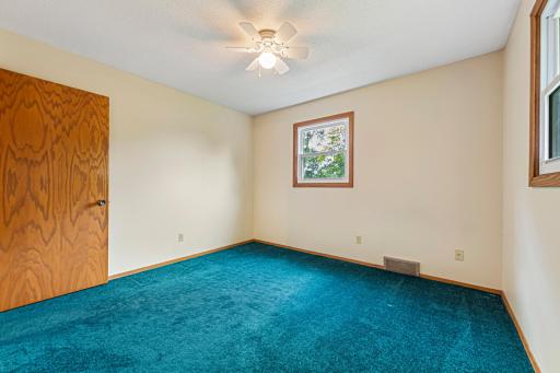1100 Mitchell Drive, Faribault, MN 55021