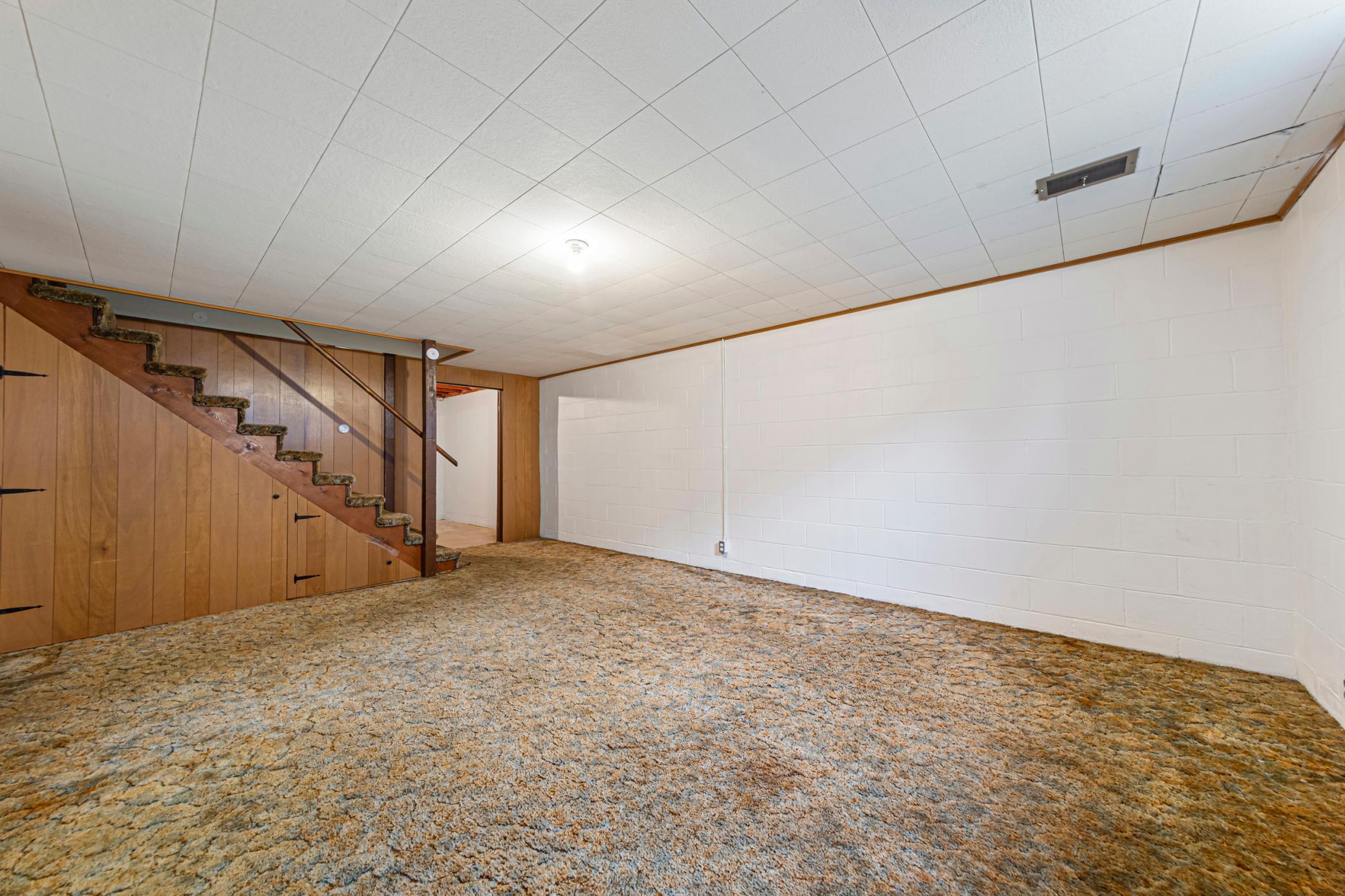 Family Room Detail
