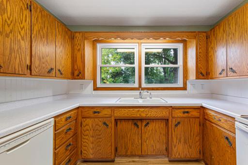 1100 Mitchell Drive, Faribault, MN 55021