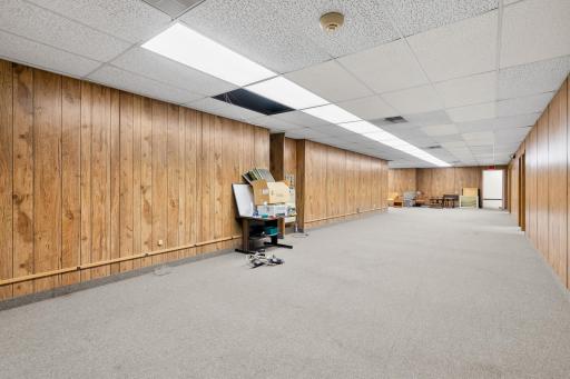 976 Minnehaha Avenue W, Saint Paul, MN 55104