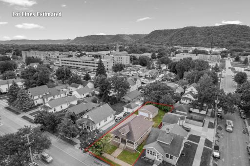1223 W 5th Street, Winona, MN 55987