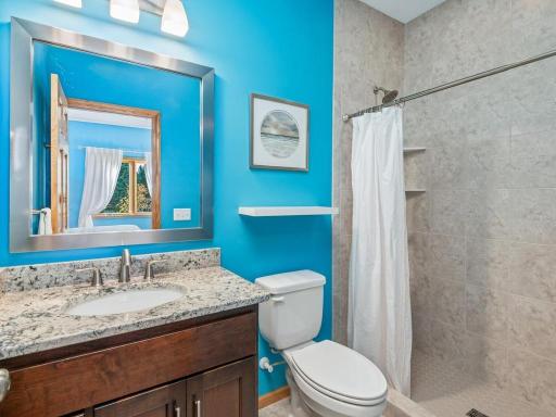 Private Ensuite Bath is prefect for overnight guests!