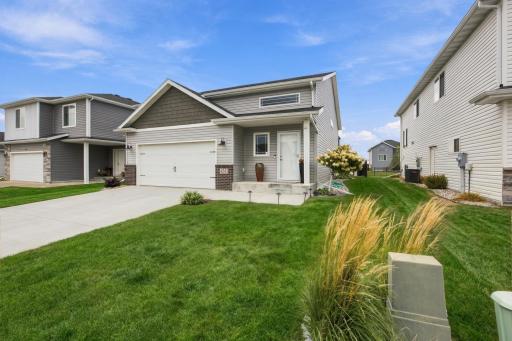4541 13th Street S, Moorhead, MN 56560
