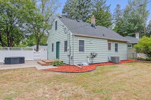 1645 Rose Pl W-33.jpg
