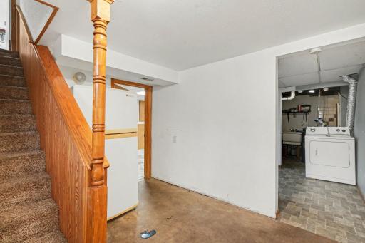 7518 4th Street NE, Fridley, MN 55432