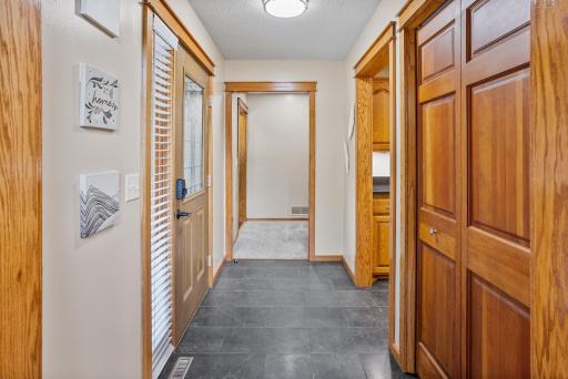 Spacious entryway to welcome your guests.