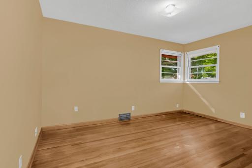 7009 12th Avenue S, Richfield, MN 55423