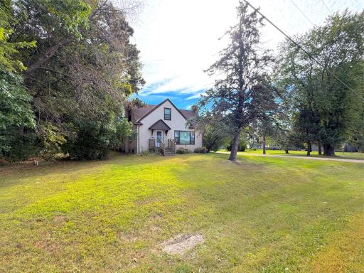 5922 Elder Avenue NW, Maple Lake, MN 55358