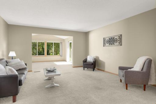 Large Living Room offers plenty of flexibility for furniture placement.