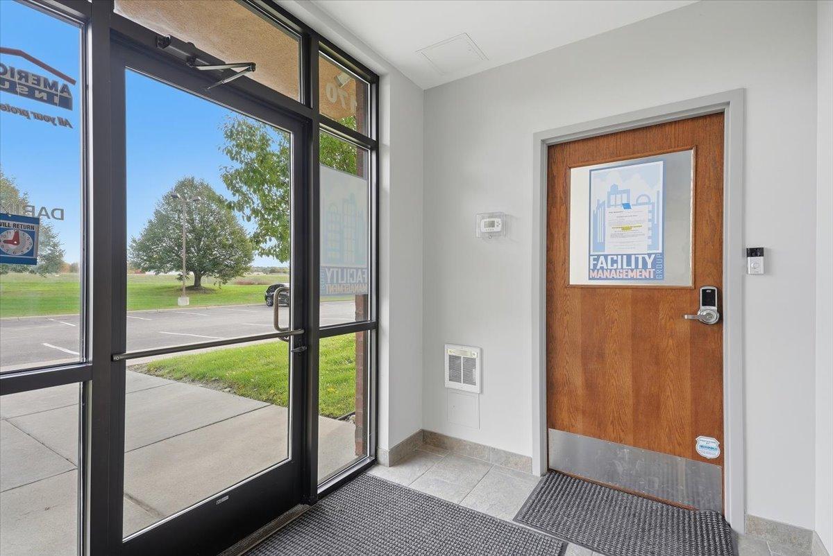 07-Front Door.jpg