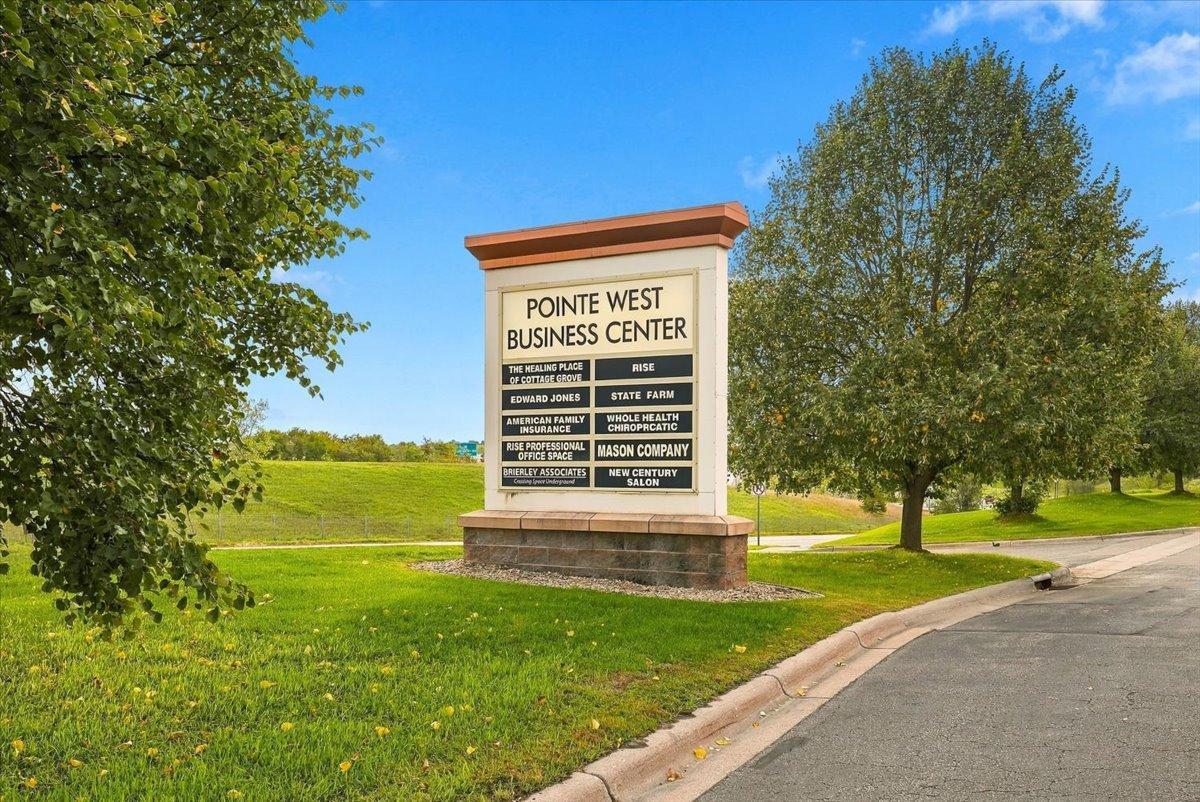 34-Monument Sign.jpg