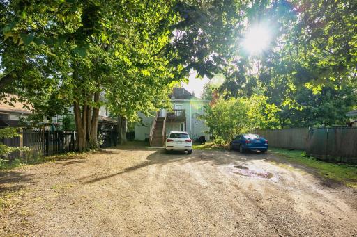 7-web-or-mls-25th Ave Ext-07.jpeg