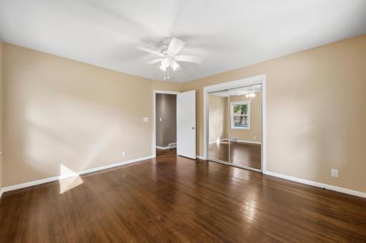 1476 Burns Avenue, Saint Paul, MN 55106
