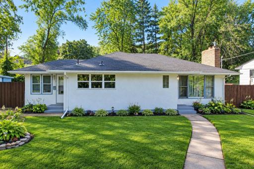 1476 Burns Avenue, Saint Paul, MN 55106