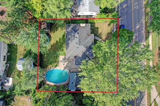 1476 Burns Avenue, Saint Paul, MN 55106